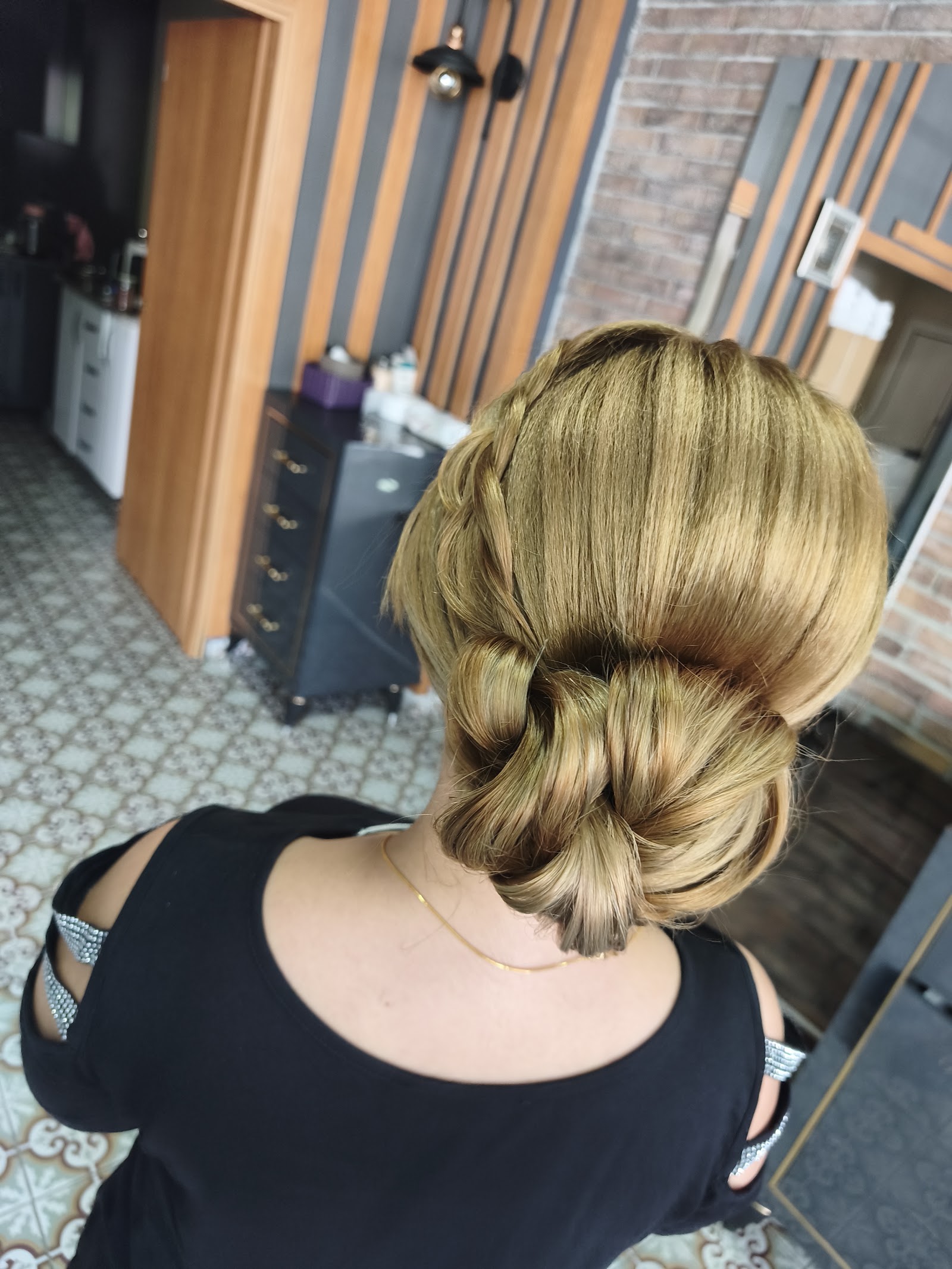 Salon Serap Bilgili Kuaför